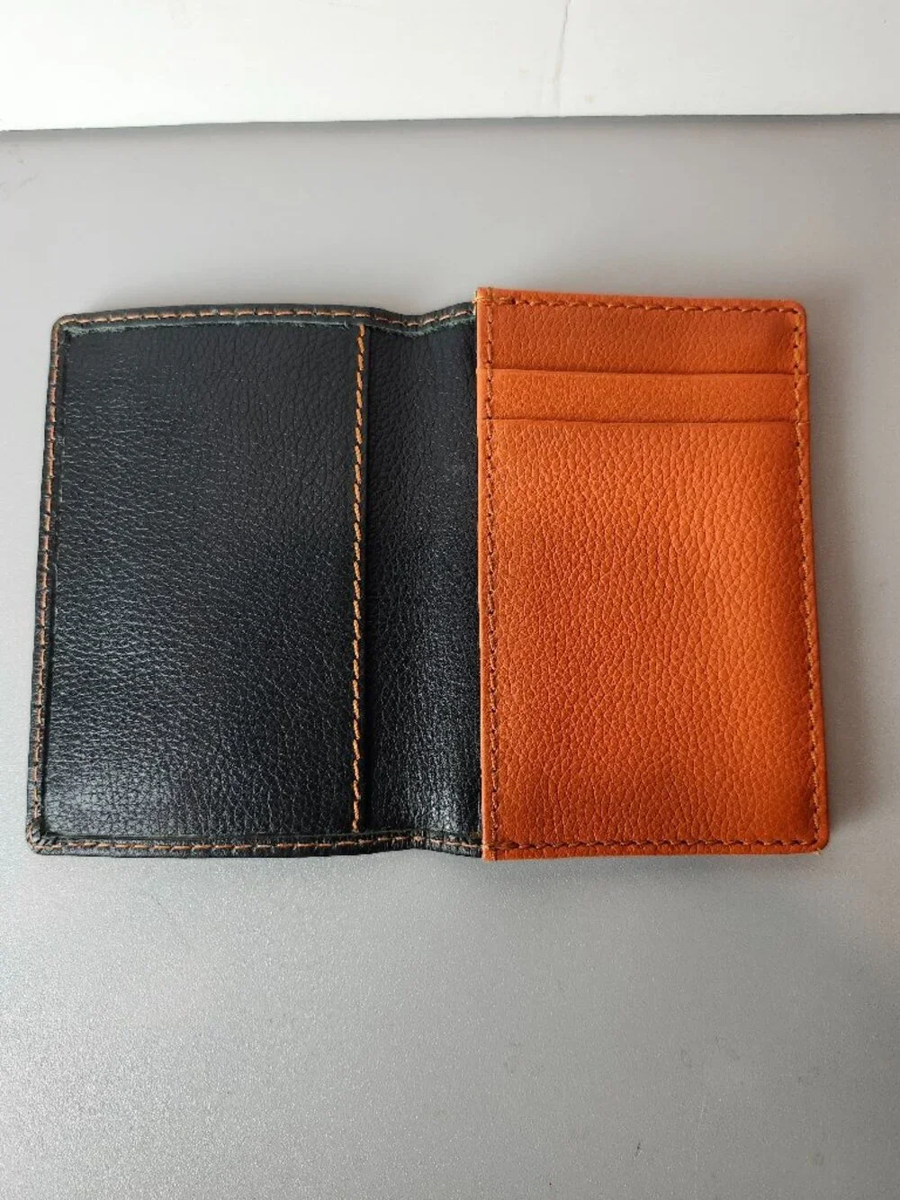UBS Men's Leather Bifold Credit Card Wallet